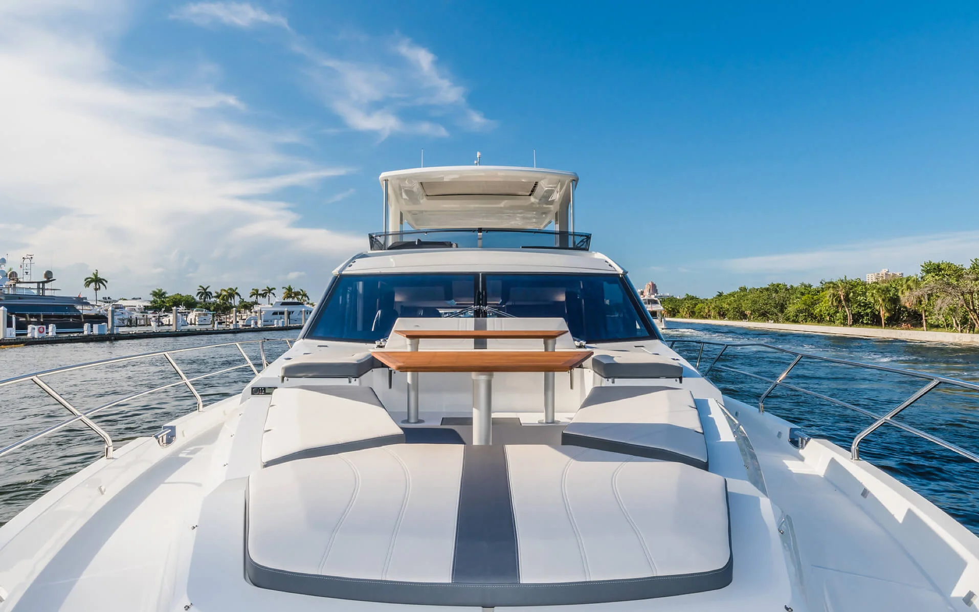 Galeon 800 fly — photo 2