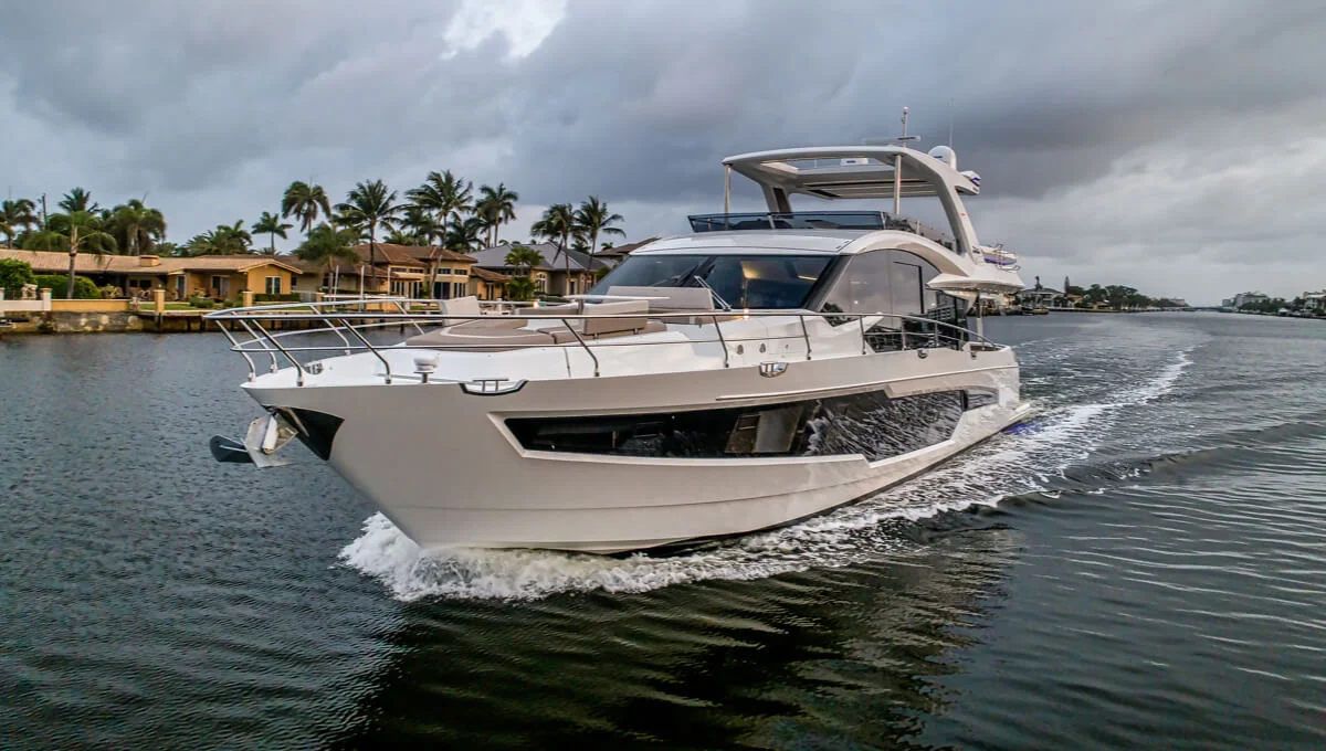 Galeon 800 fly — photo 7