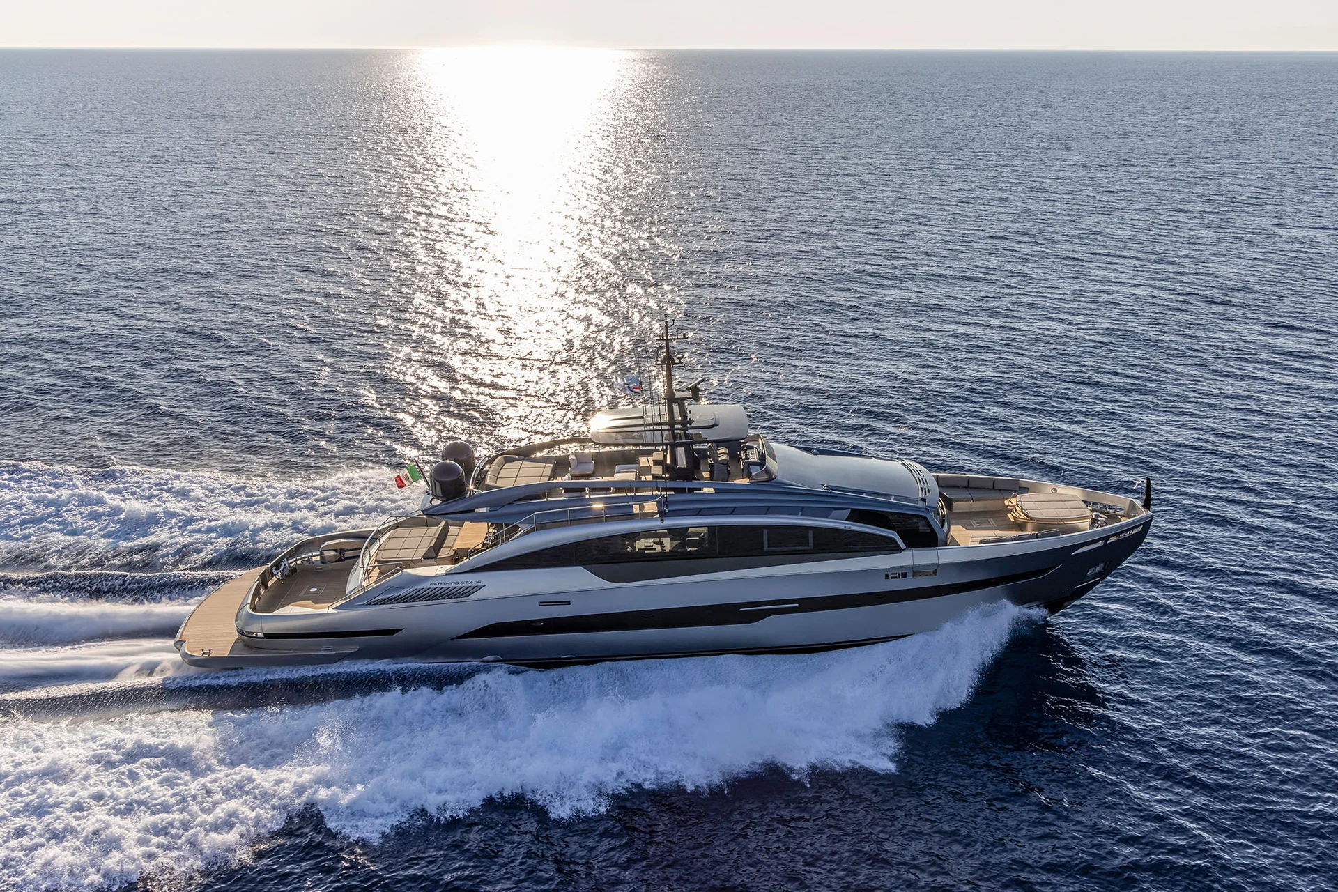 Pershing Gtx116 — photo 1
