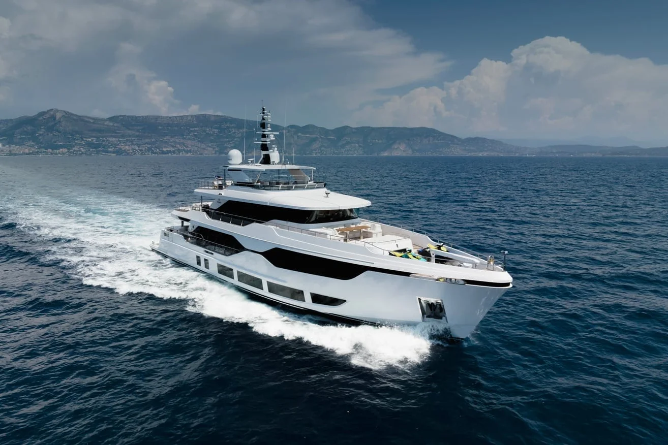 Majesty Yachts 120 — photo 1
