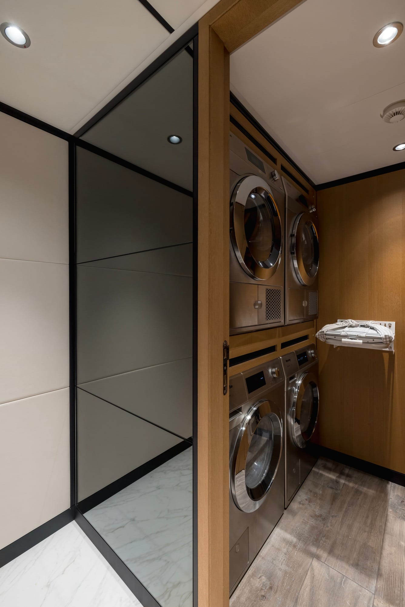 Majesty Yachts Majesty 120 — photo 3