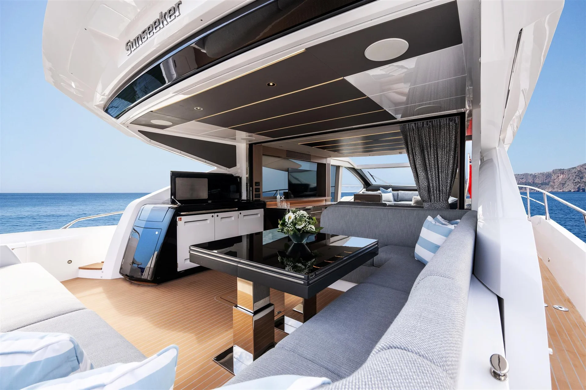 Sunseeker Predator 75 — photo 10