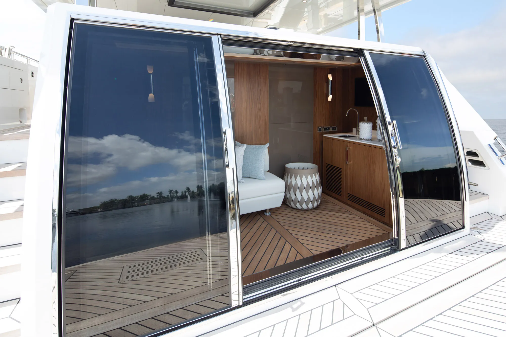 Ocean Alexander 27R — photo 3