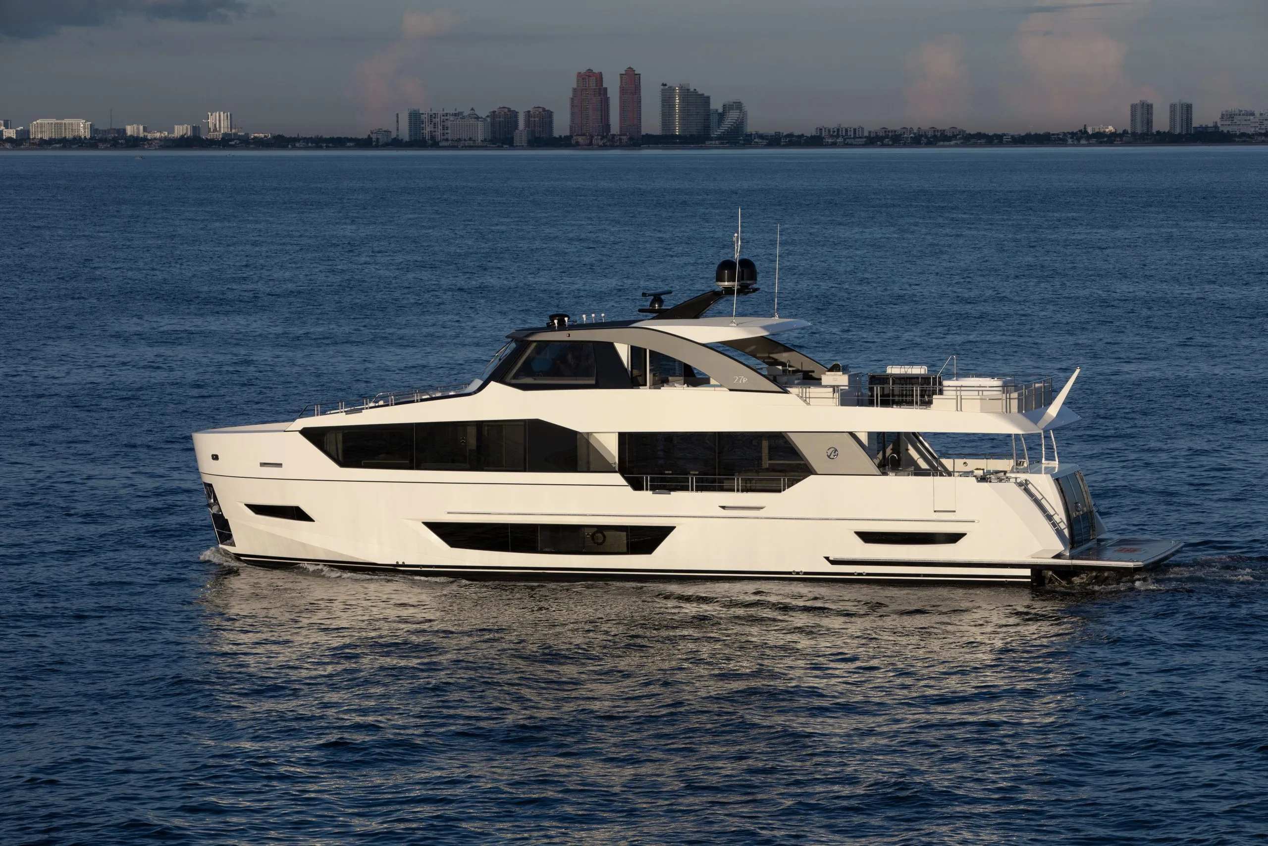 Ocean Alexander 27R — photo 2