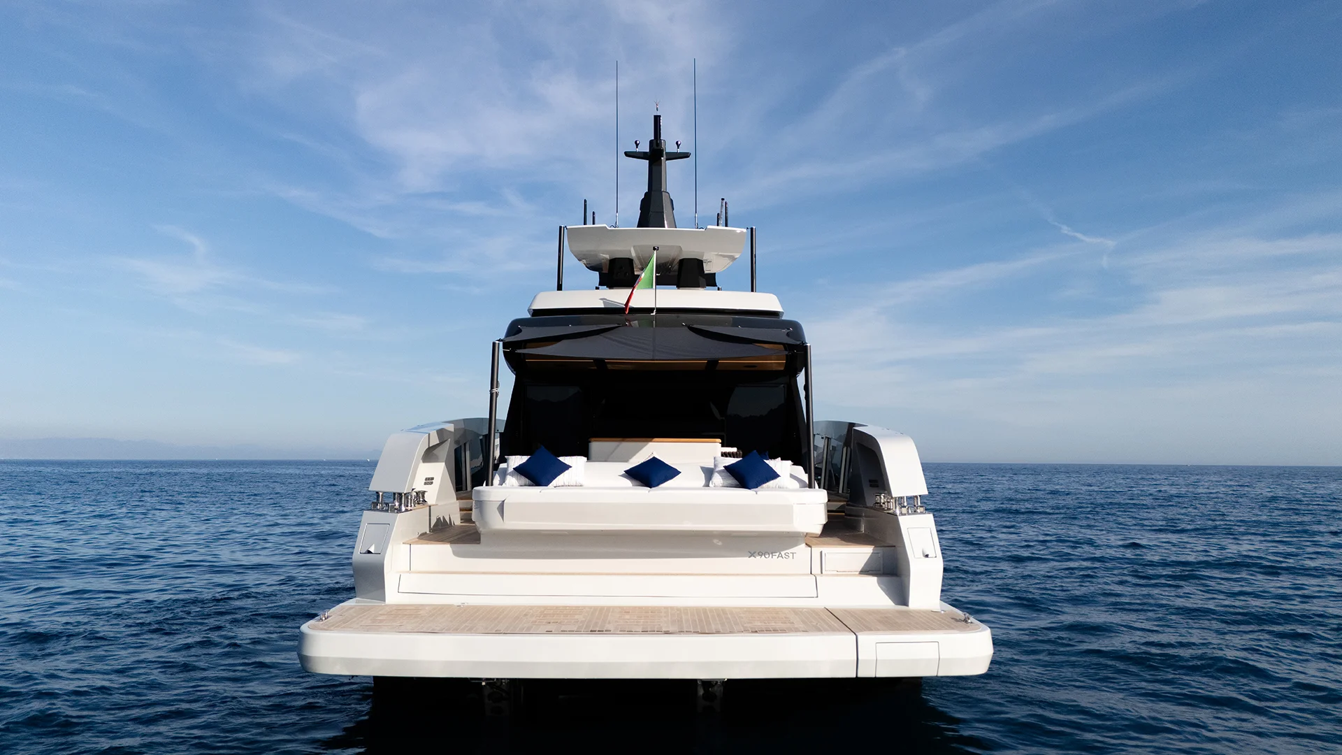 Extra yachts X90 Fast — photo 5