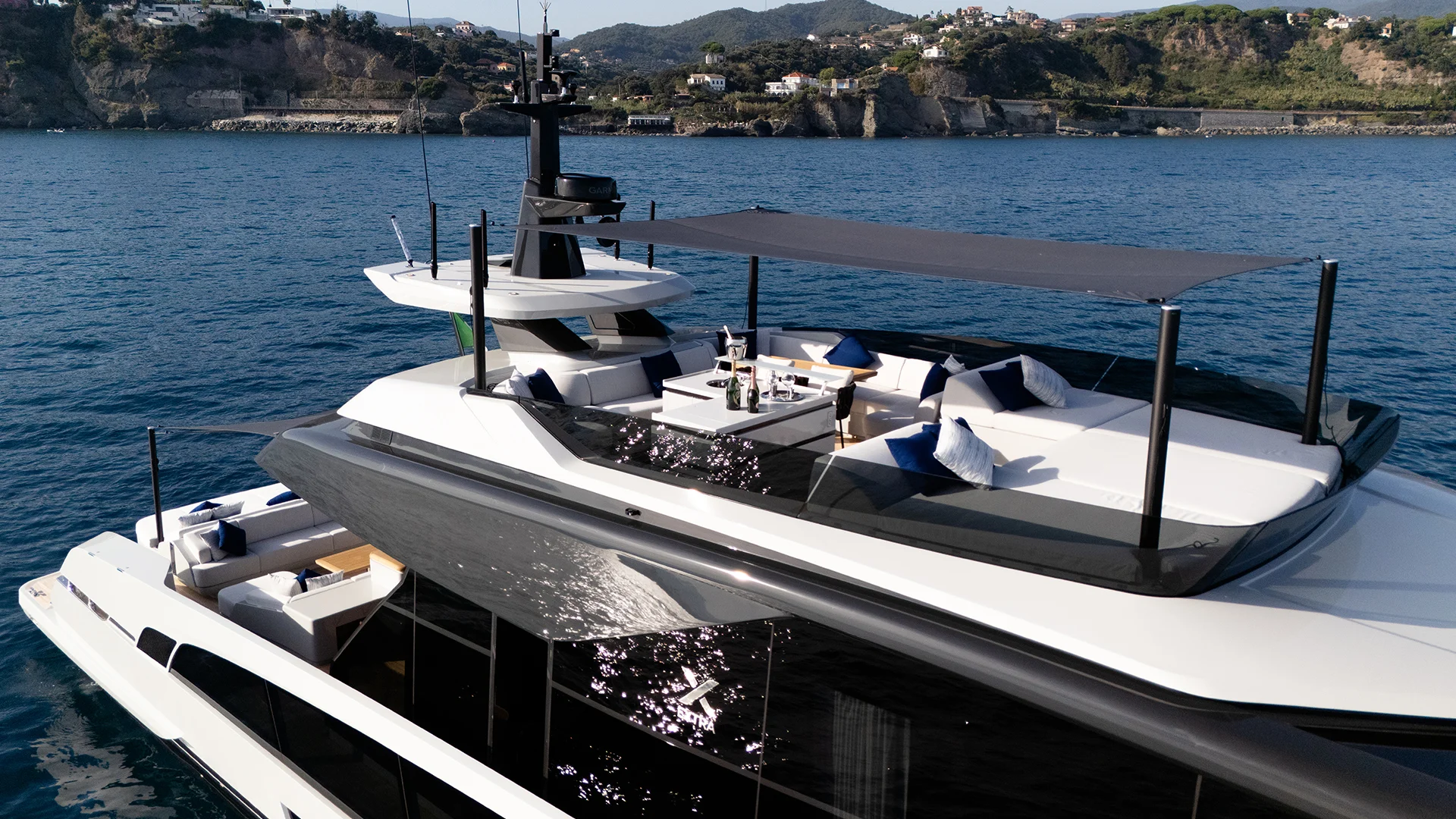 Extra yachts X90 Fast — photo 7