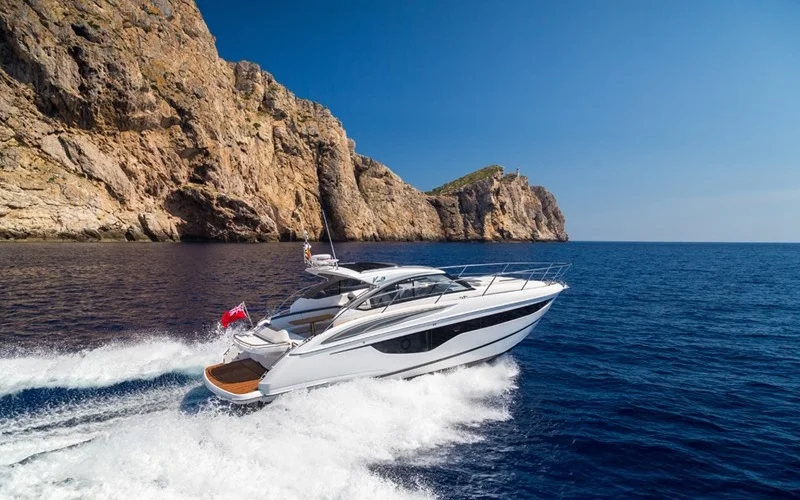 Princess Yachts V40 — photo 3