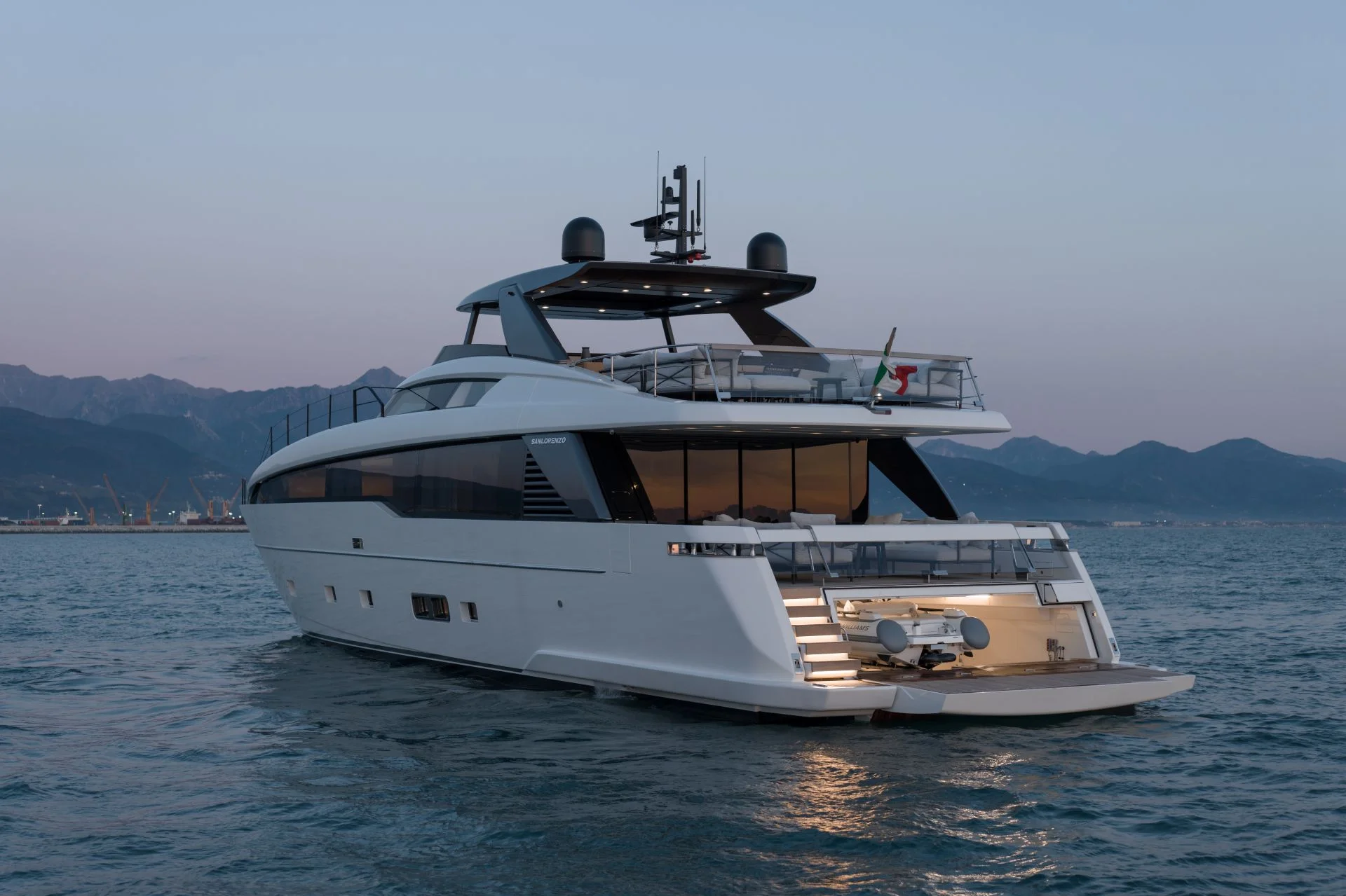 Sanlorenzo SL86 Asymmetric — photo 6