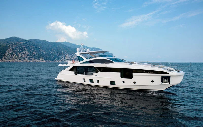 Azimut Grande 32M — photo 1