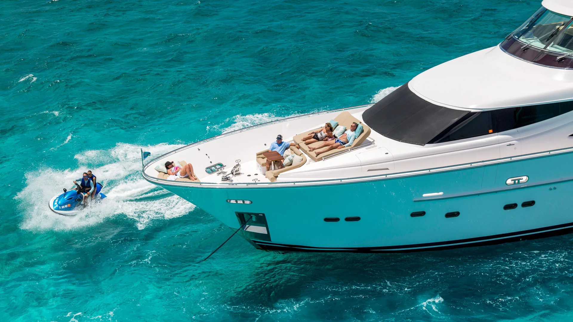 Horizon Yachts E98 — photo 3