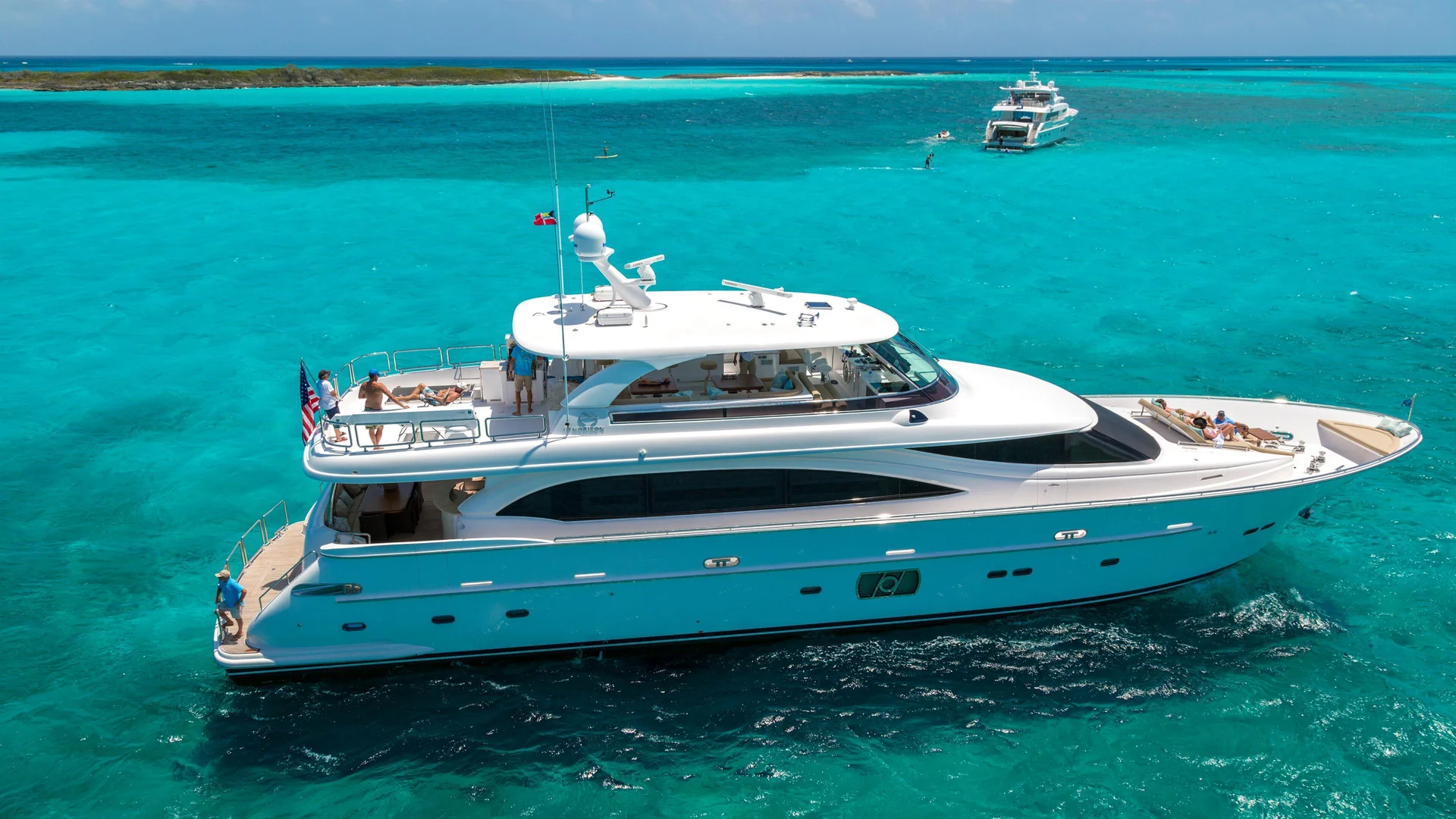 Horizon Yachts E98 — photo 2