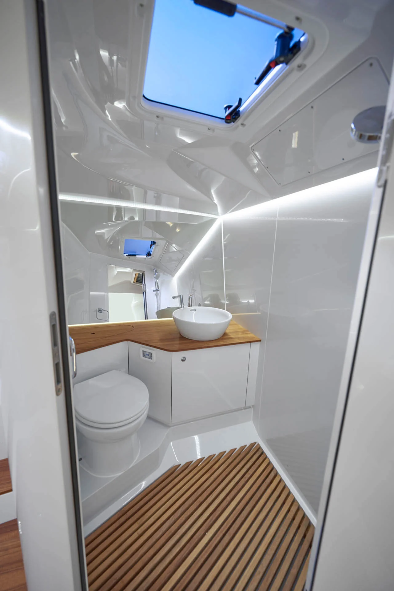Frauscher 1212 Ghost — photo 2