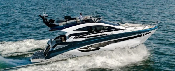 Cobrey Yachts Cobrey 50 FLY — photo 1
