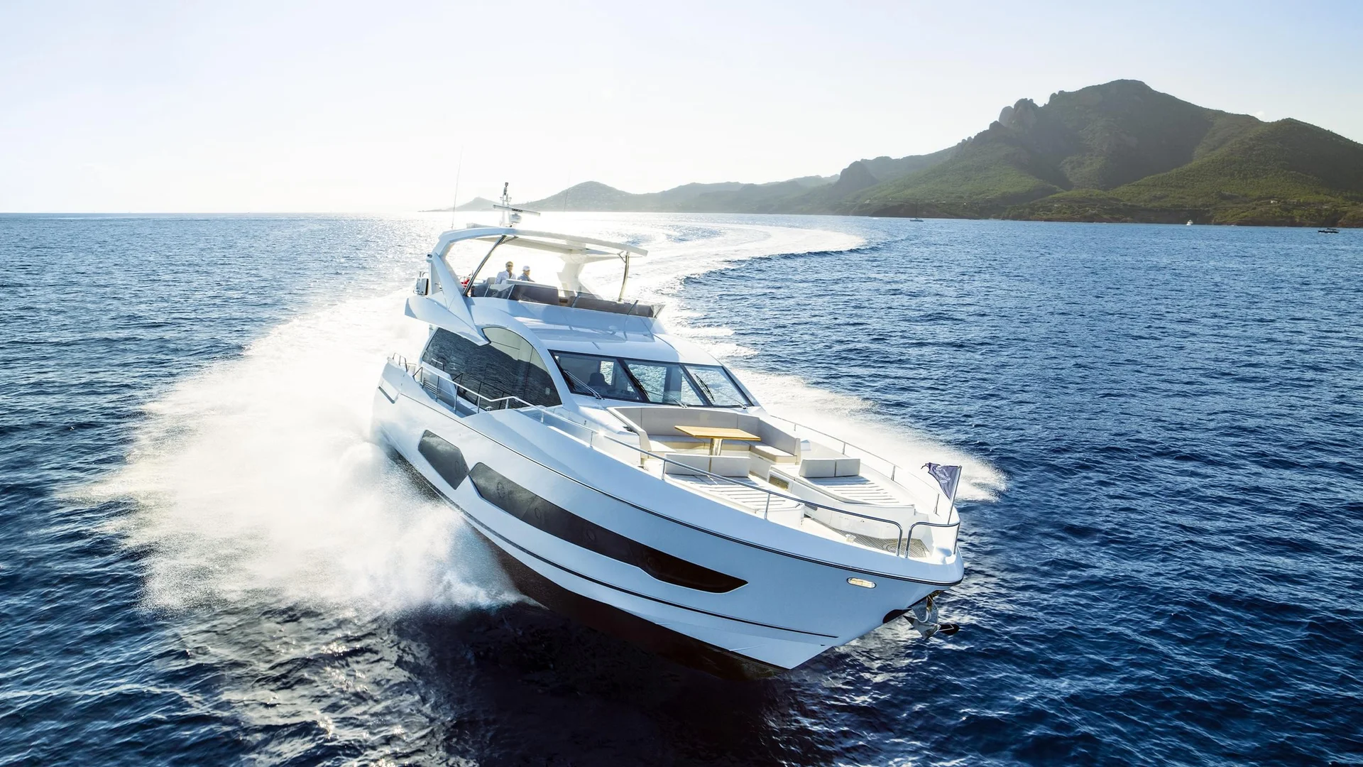 Sunseeker 76 Yacht — photo 9