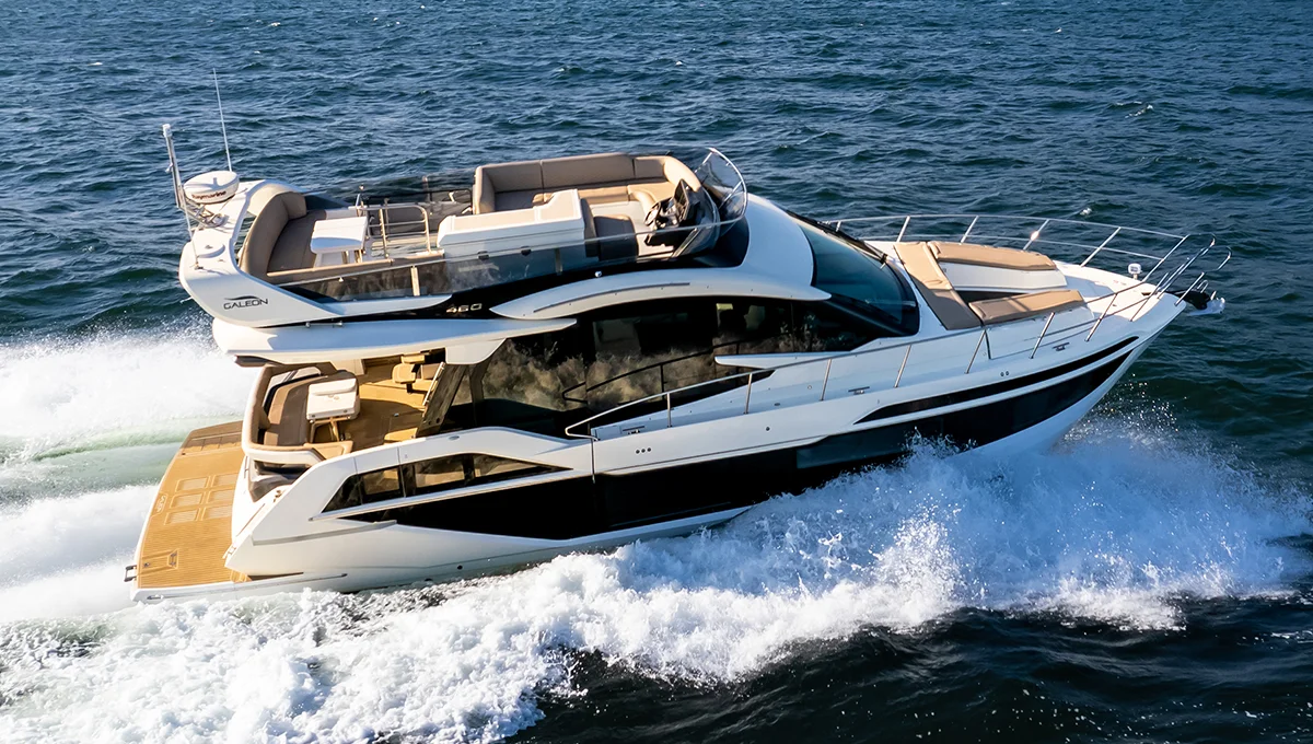 Galeon 480 fly — photo 1