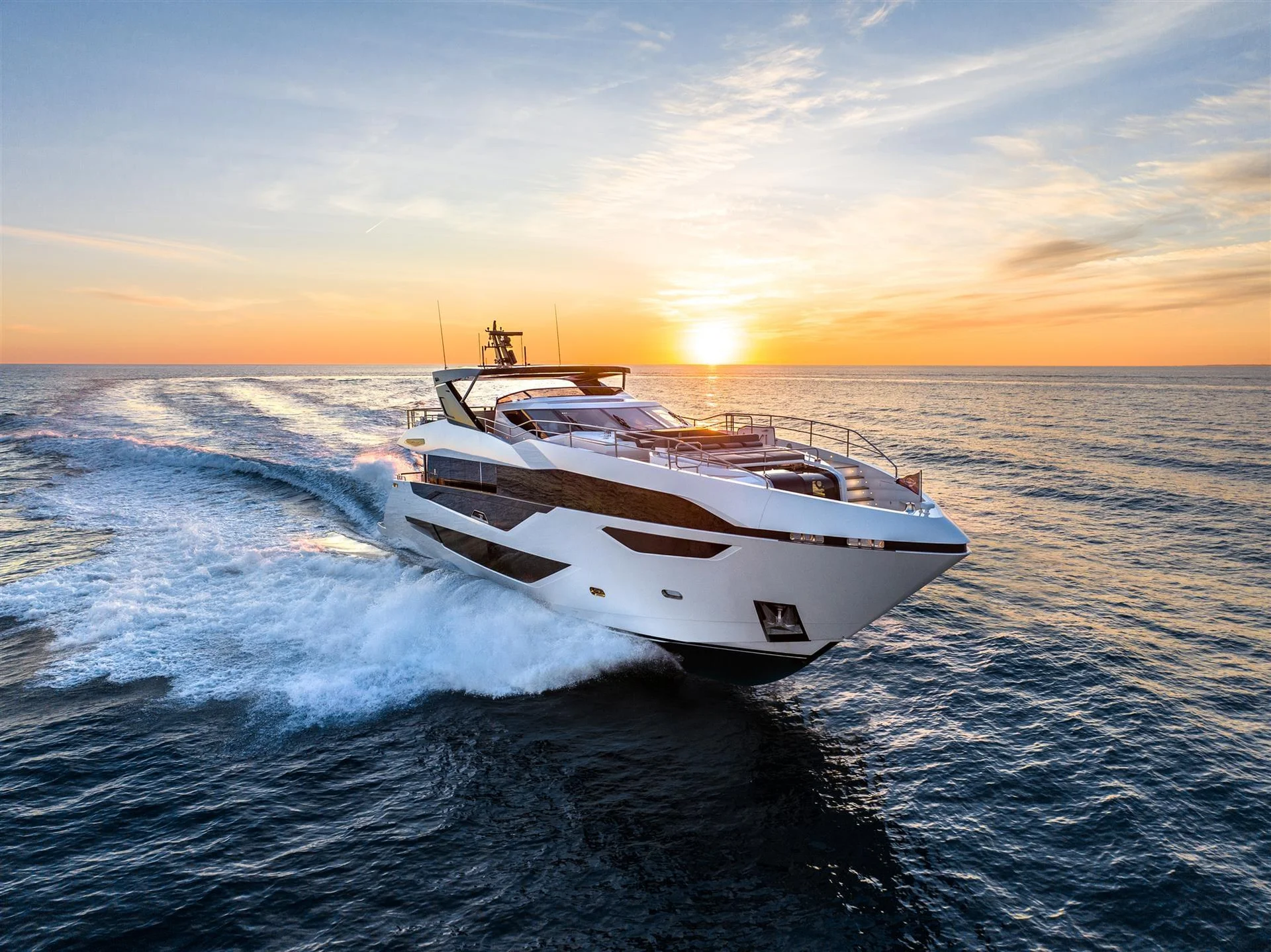 Sunseeker 100 Yacht — photo 1