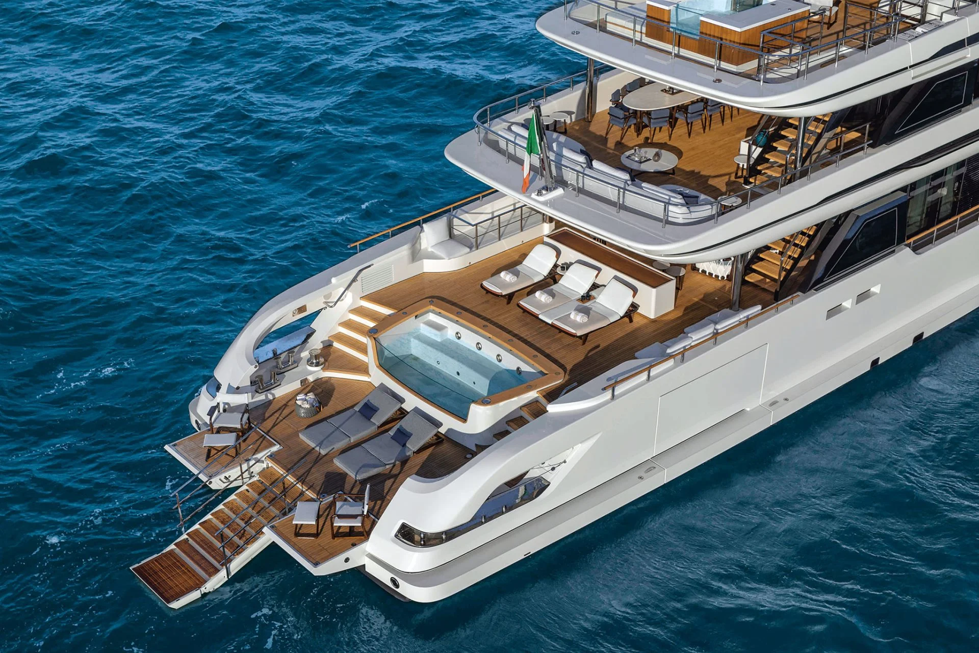 Custom Line Aluminium Alloy 50 — photo 9