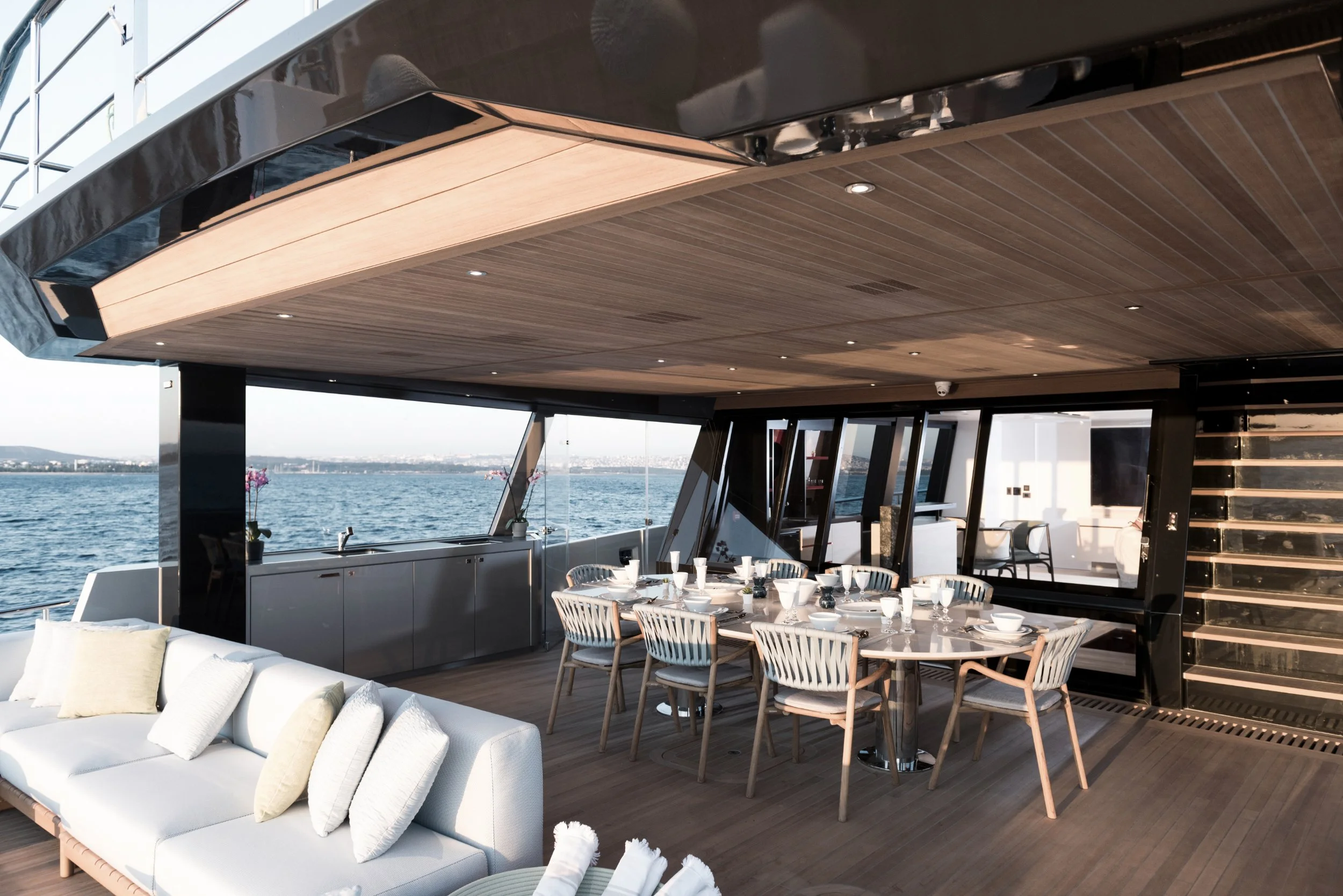 Alpha Yachts Spritz 102 — photo 4