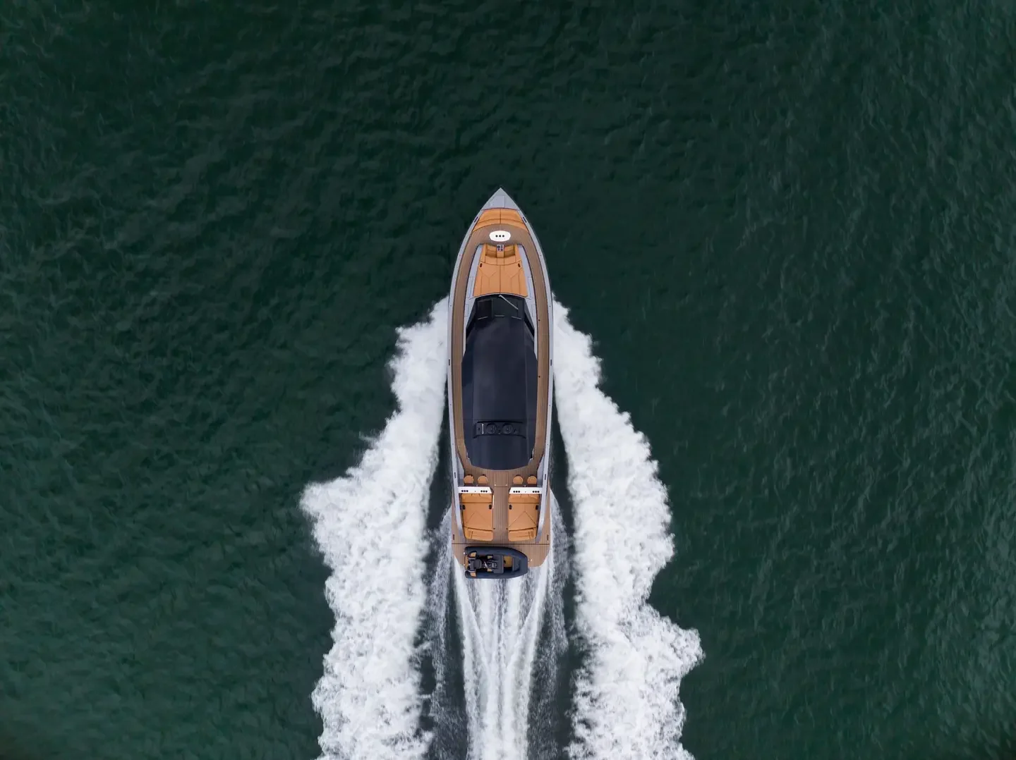 Steeller Yachts Bronson 67 Beachclub — photo 2