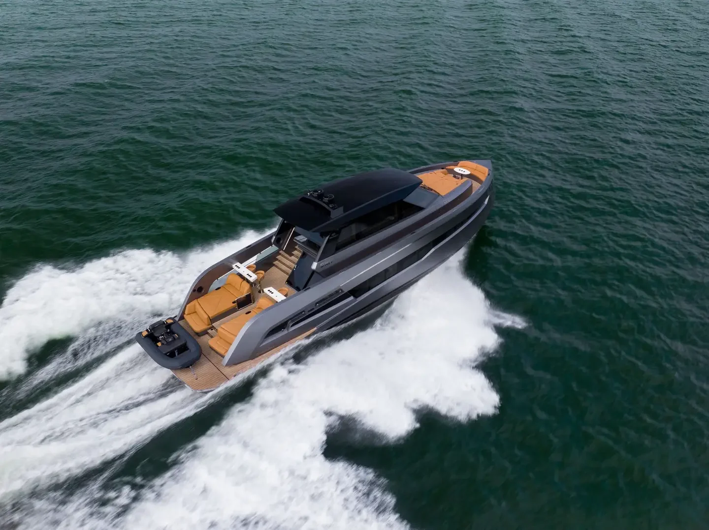 Steeller Yachts Bronson 67 Beachclub — photo 3