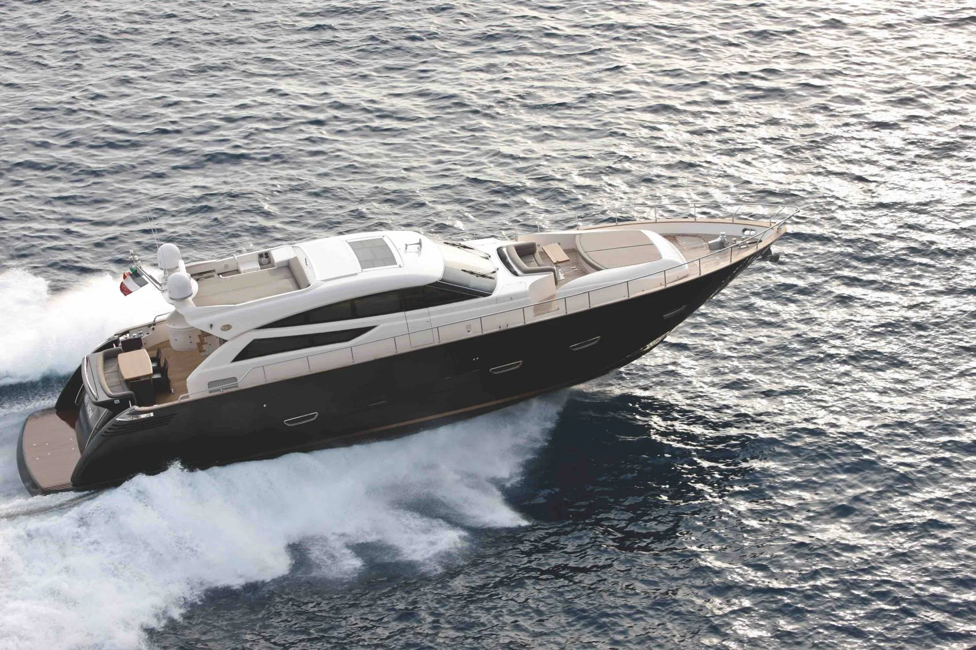 Cayman Yachts S750 — photo 8