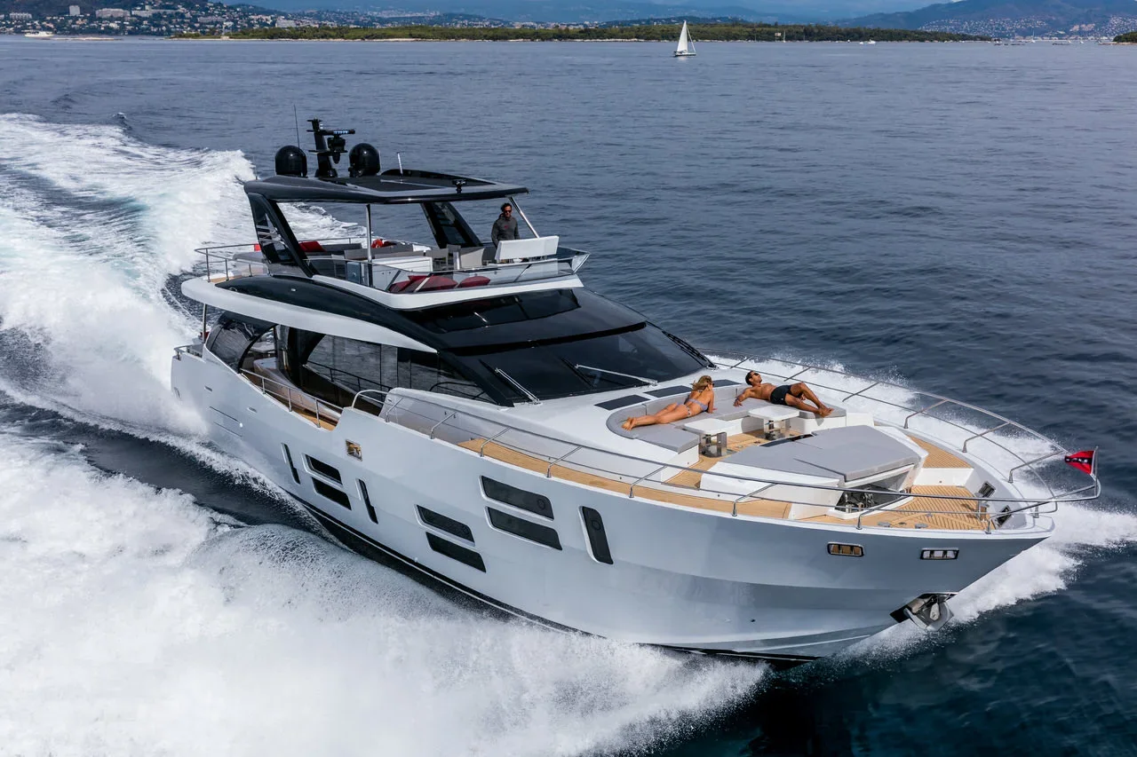 Canados 808 Maximus — photo 1