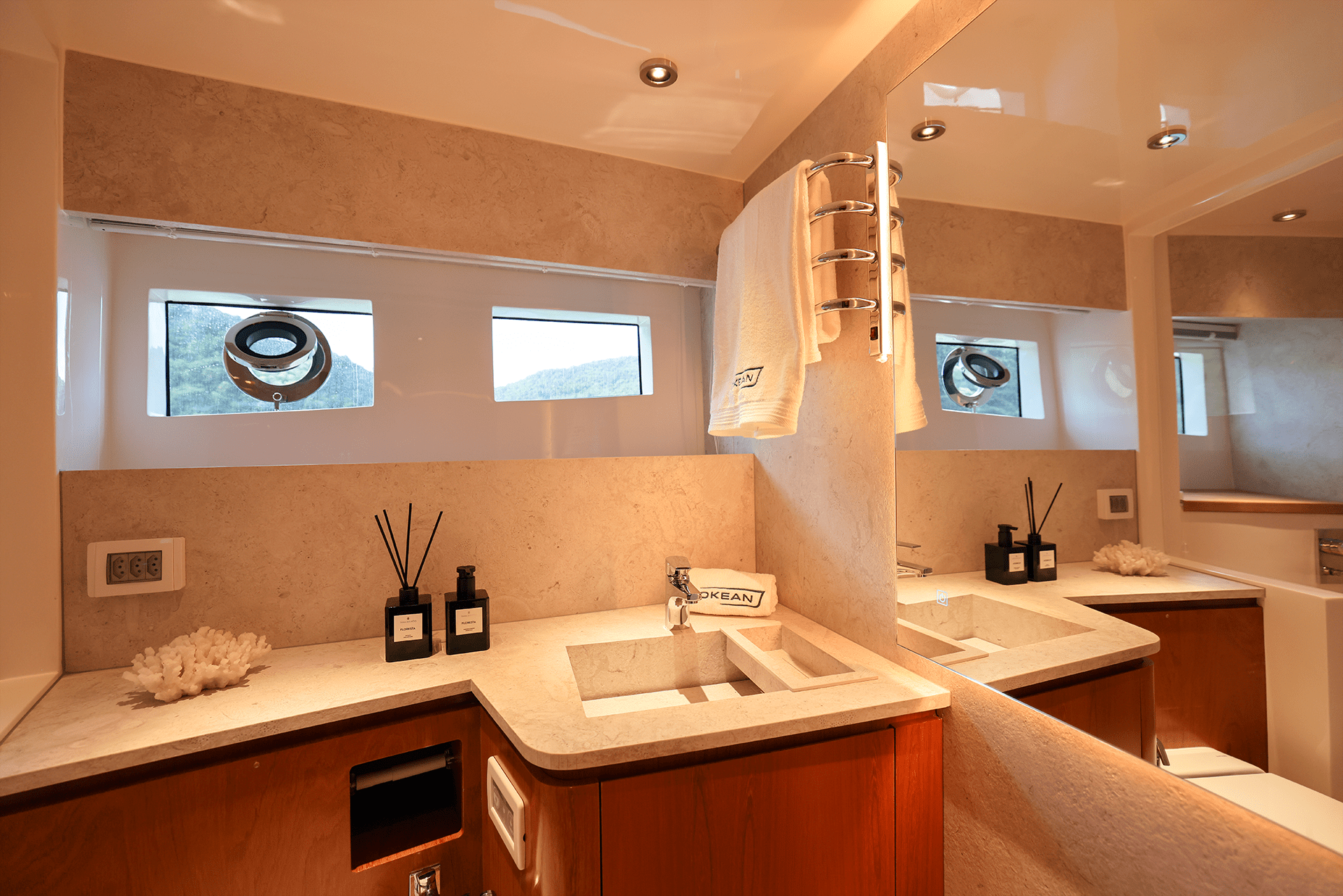 Okean Yachts Okean 80 — photo 10