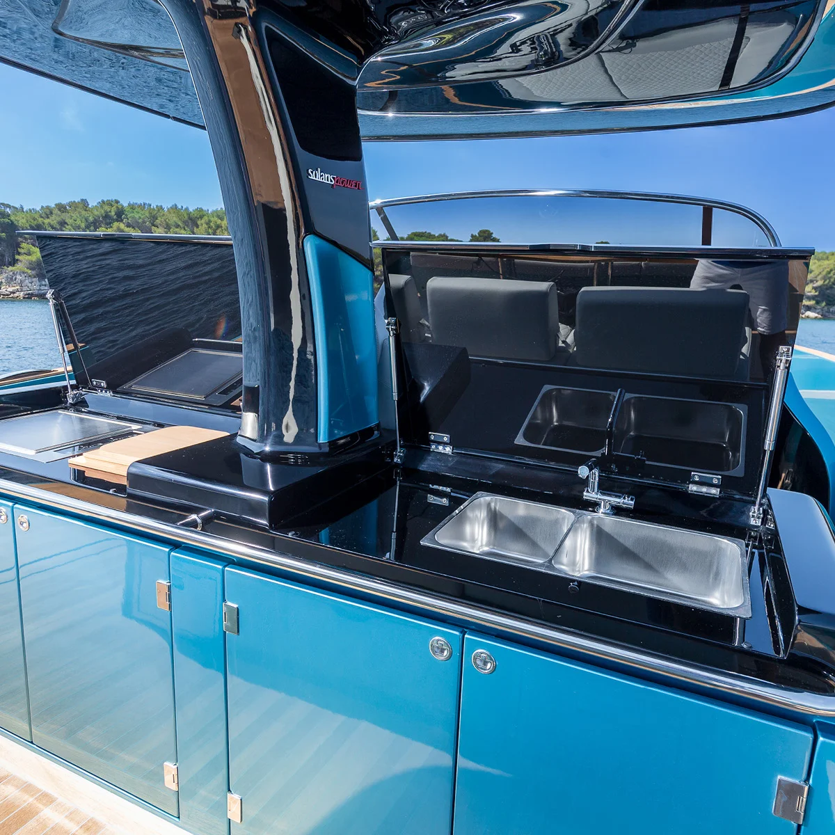 Solaris Power Yachts 44 Open — photo 3