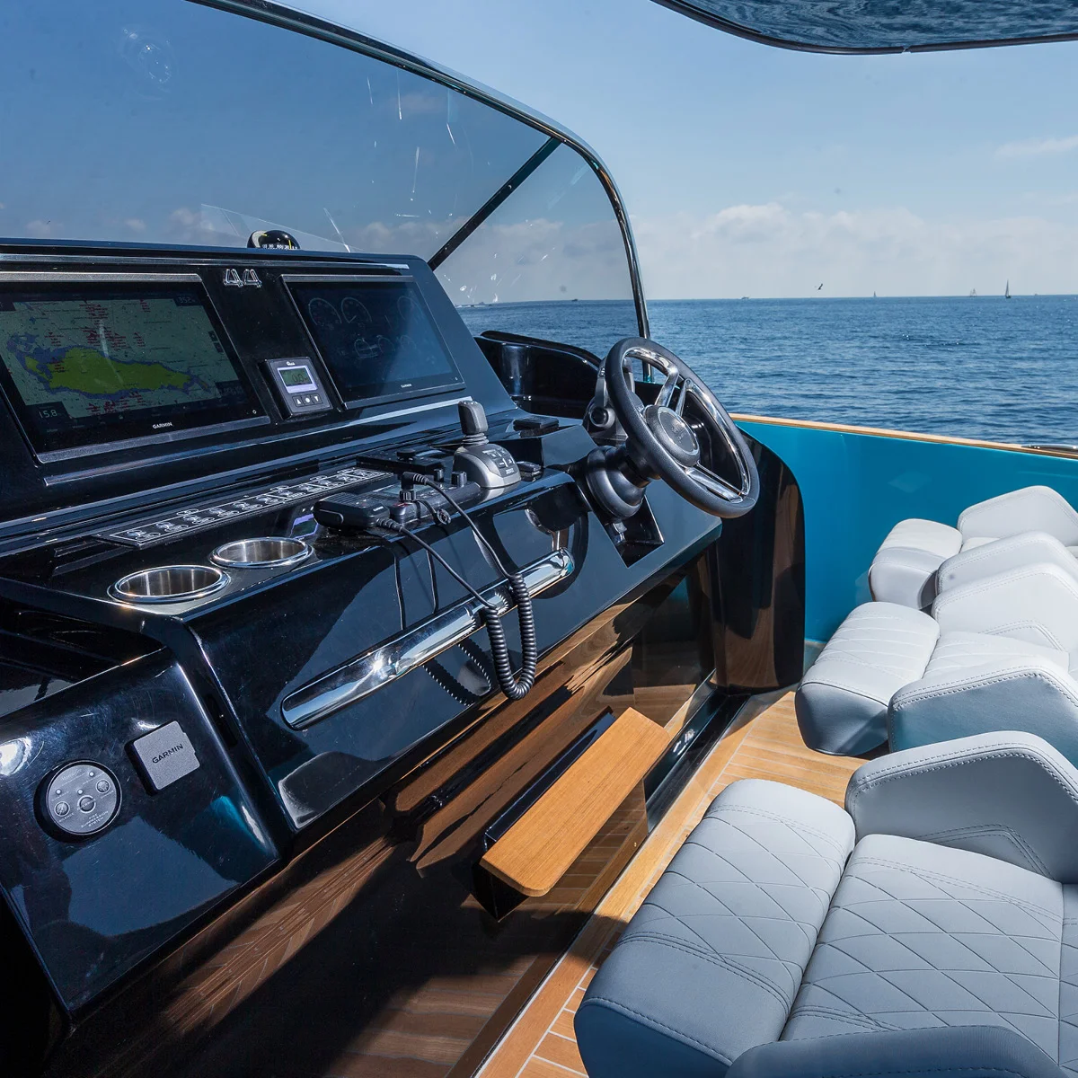 Solaris Power Yachts 44 Open — photo 4