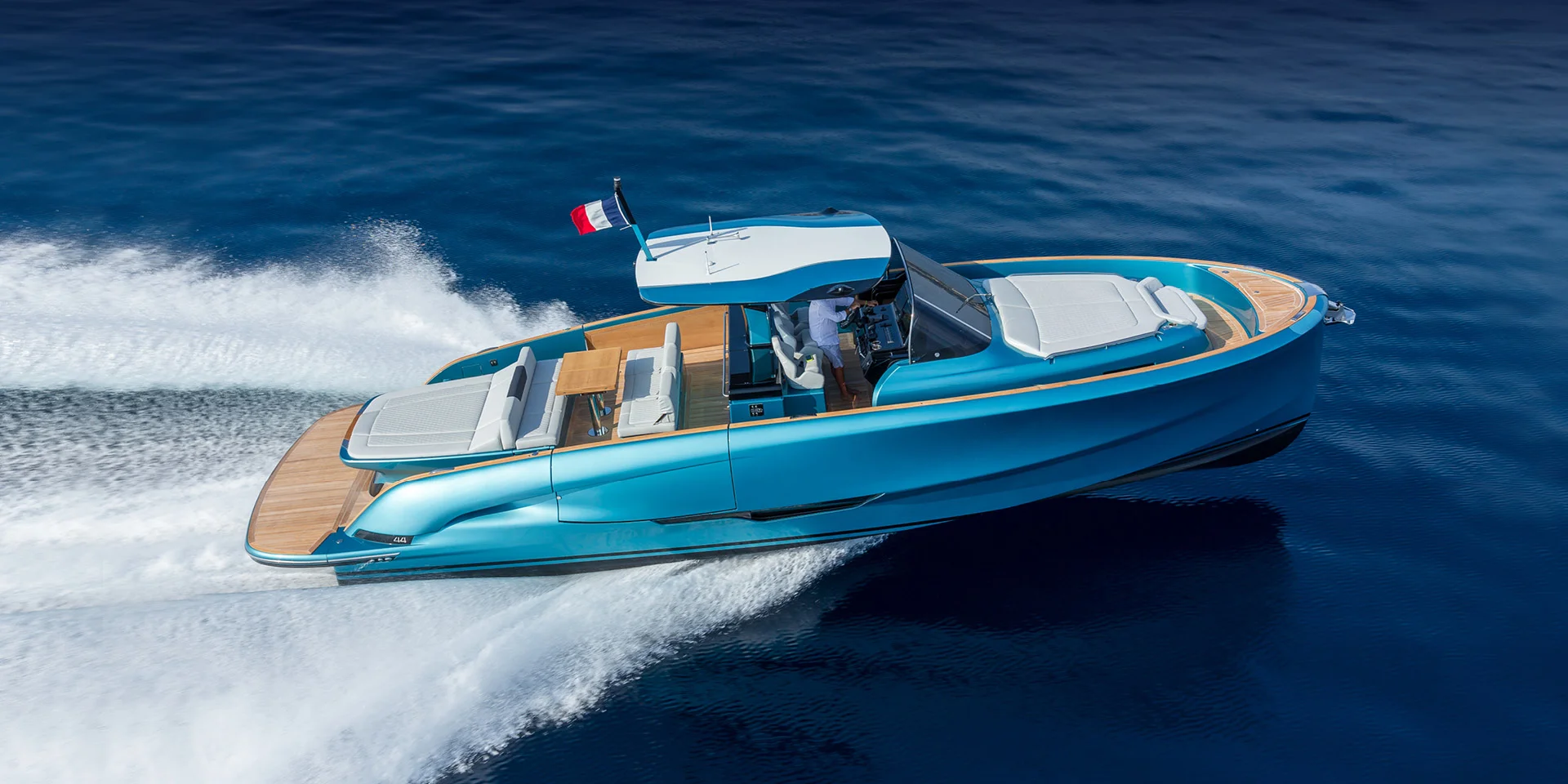 Solaris Power Yachts 44 Open — photo 1