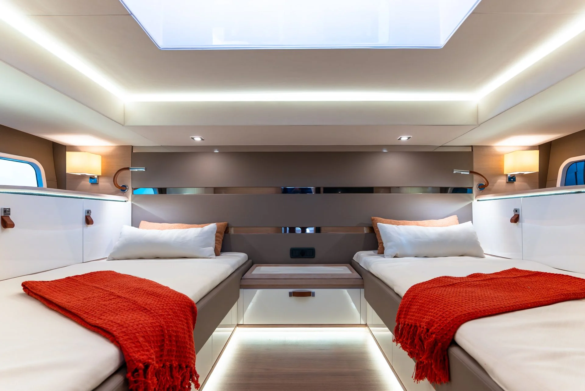 Level Yachts LEVEL 43 ST — photo 3