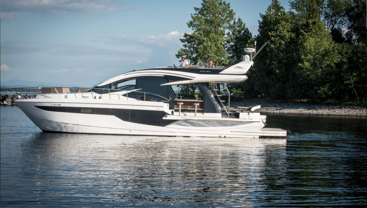 Galeon 510 sky — photo 8