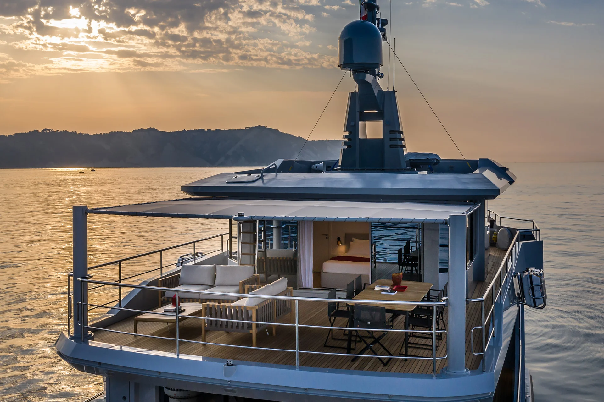 K Yachts K584 — photo 4