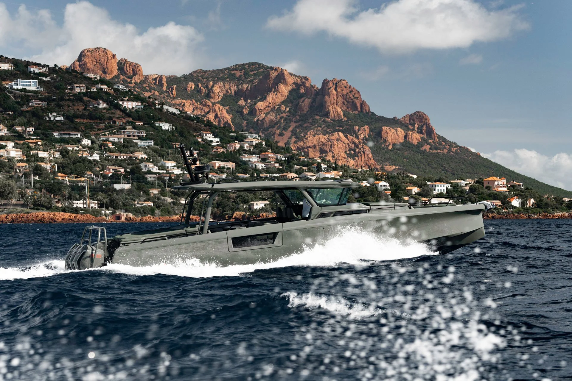 Brabus Marine Shadow 1500 Cross Top — photo 4