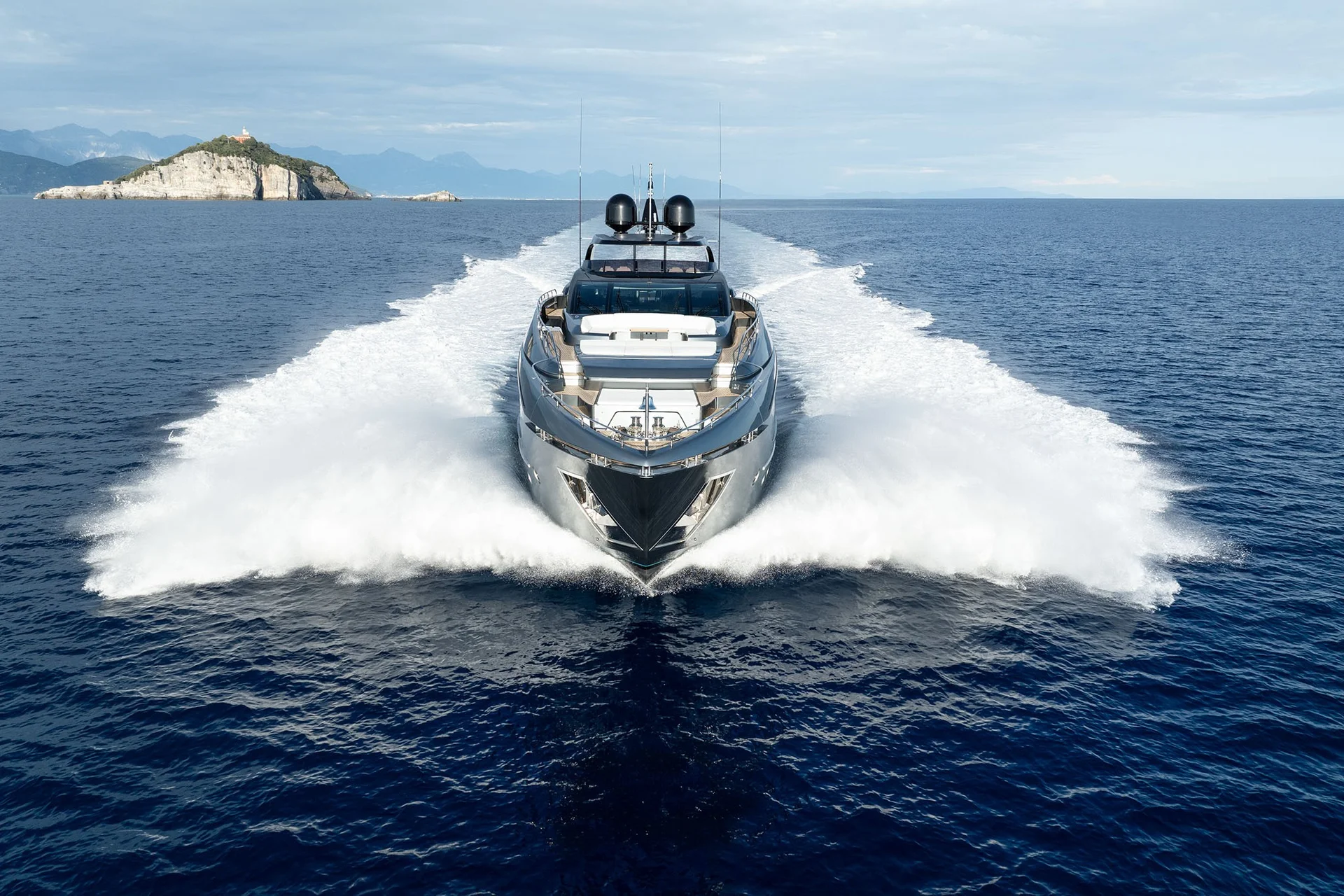Riva 112' Dolcevita — photo 7