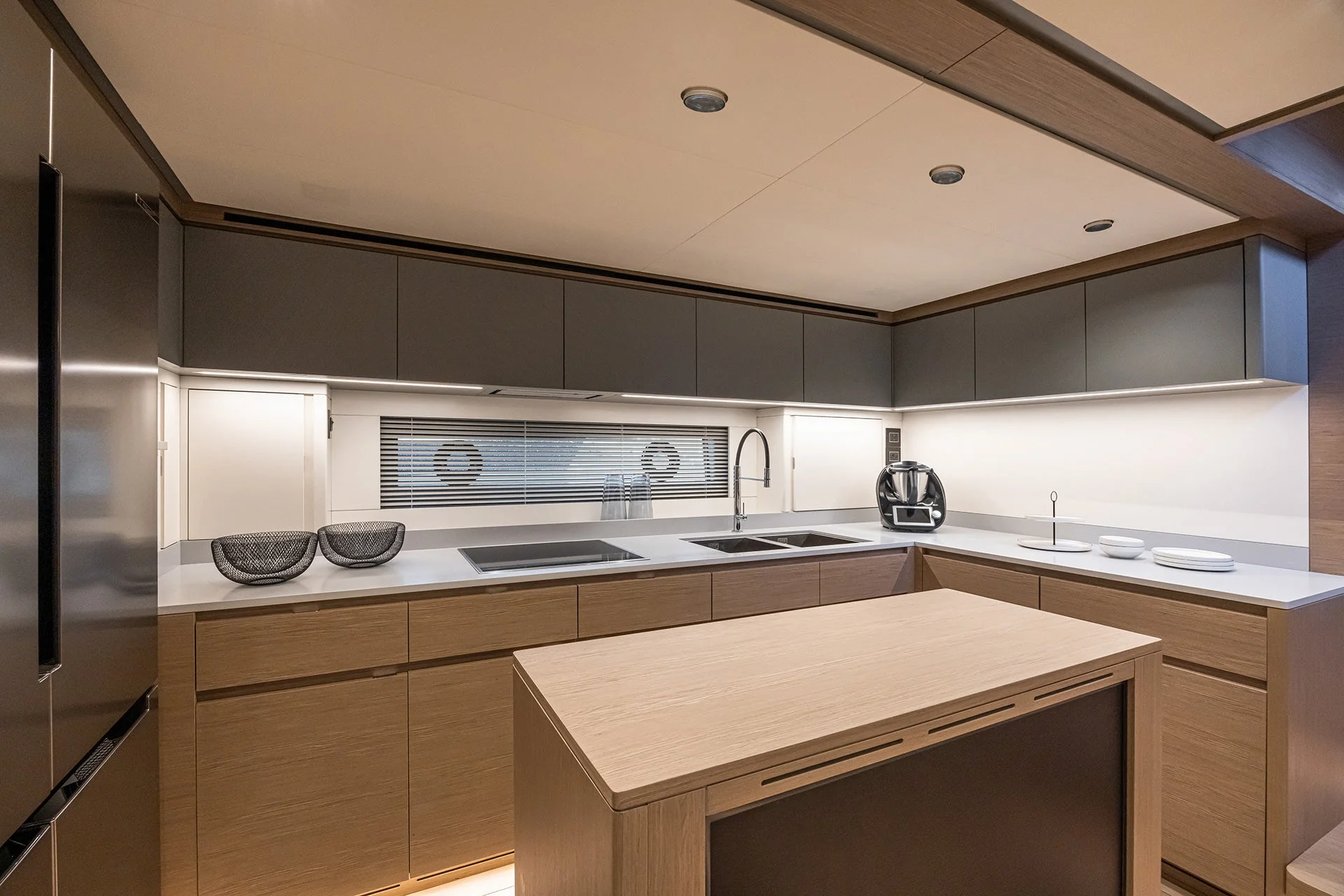 Pardo Yachts GT75 — photo 6