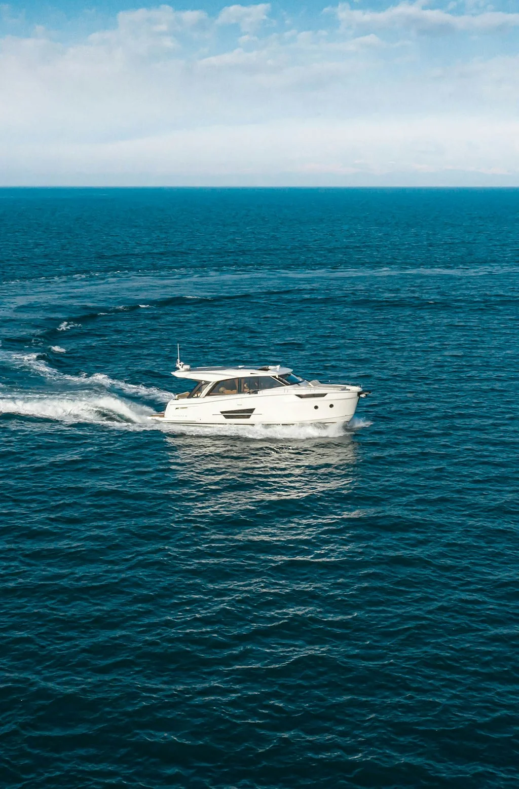 Greenline 45 Coupe — photo 8