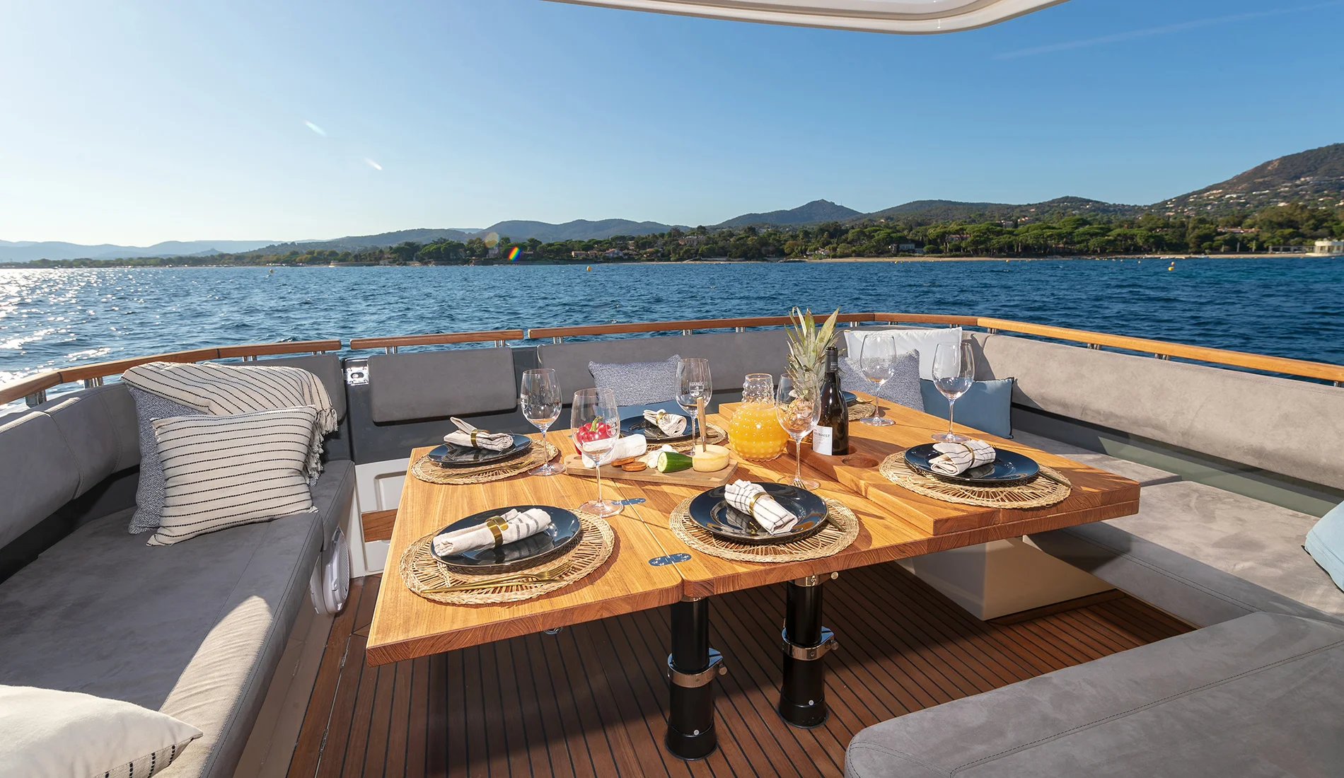 Boarnstream Marex 440 Gourmet Cruiser — photo 5