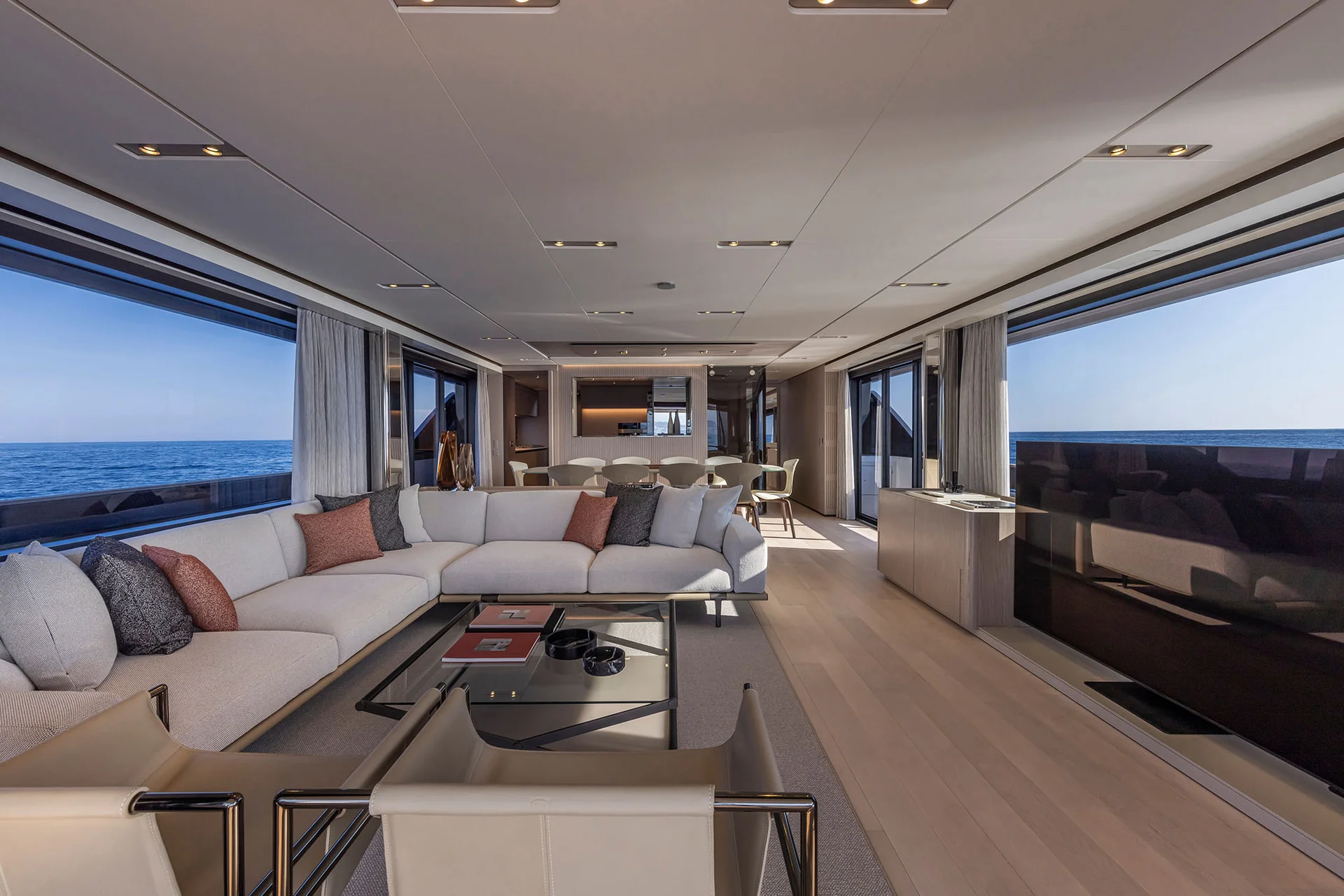 Ferretti Yachts 1000 Skydeck — photo 8