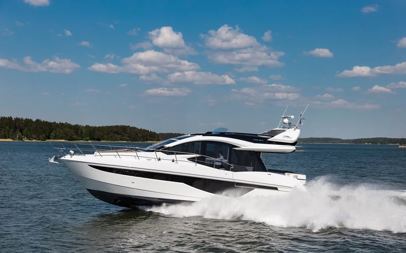 Galeon 470 sky — photo 2