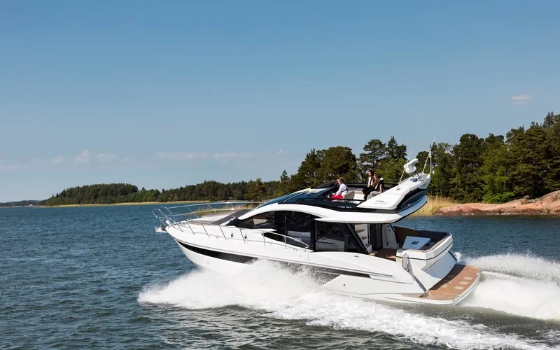 Galeon 470 sky — photo 3