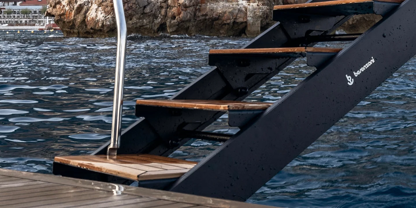 Vanquish Yachts VQ40 — photo 7