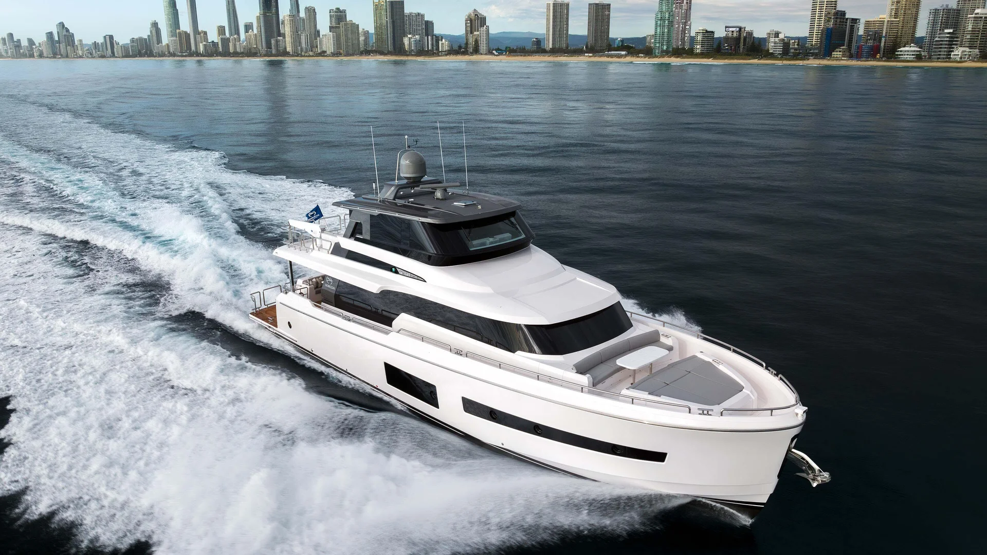 Horizon Yachts V68/V77 — photo 7