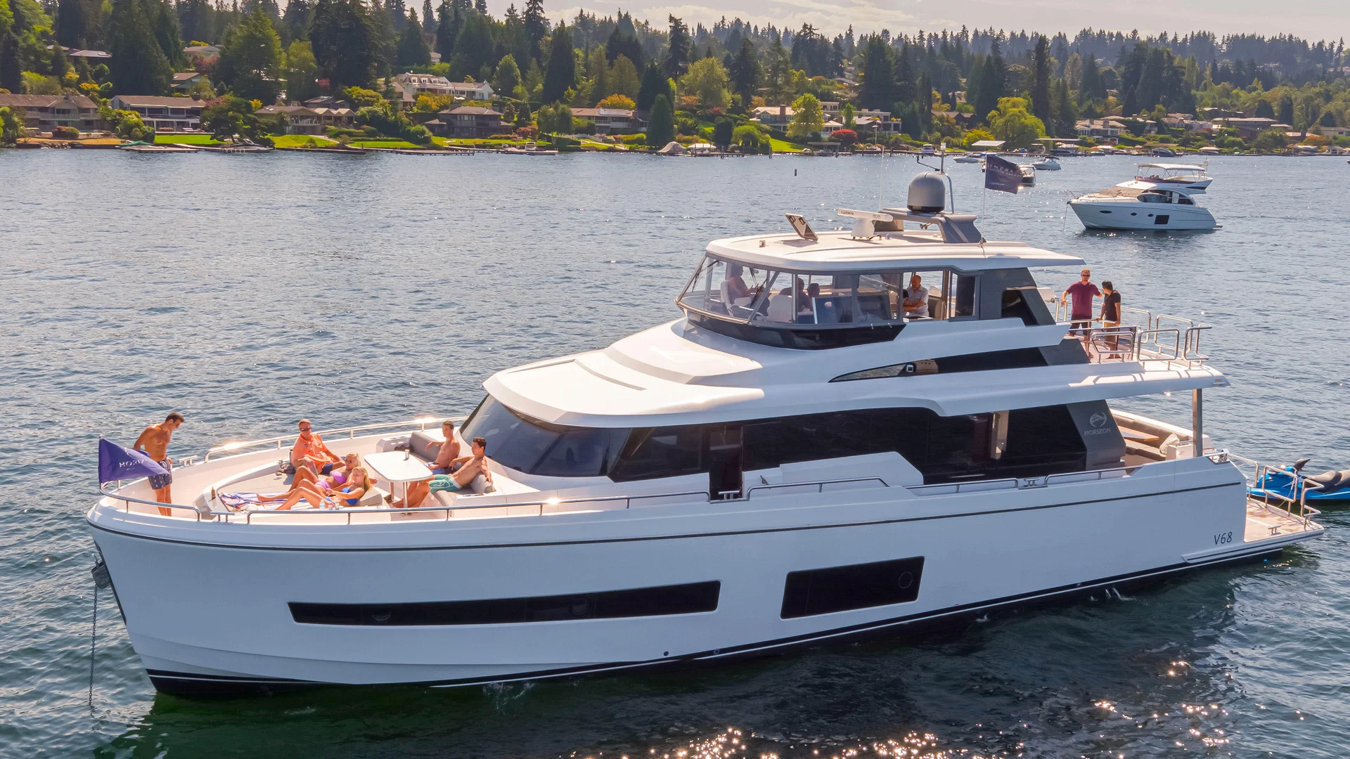 Horizon Yachts V68/V77 — photo 4