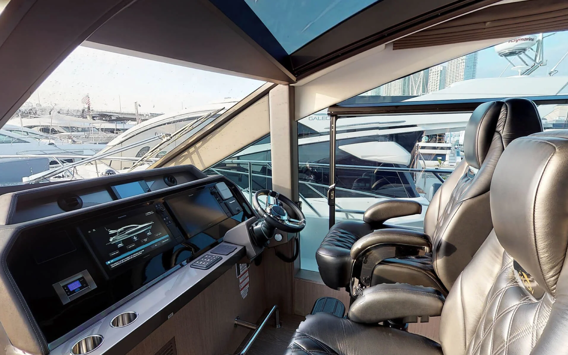 Galeon 650 sky — photo 3