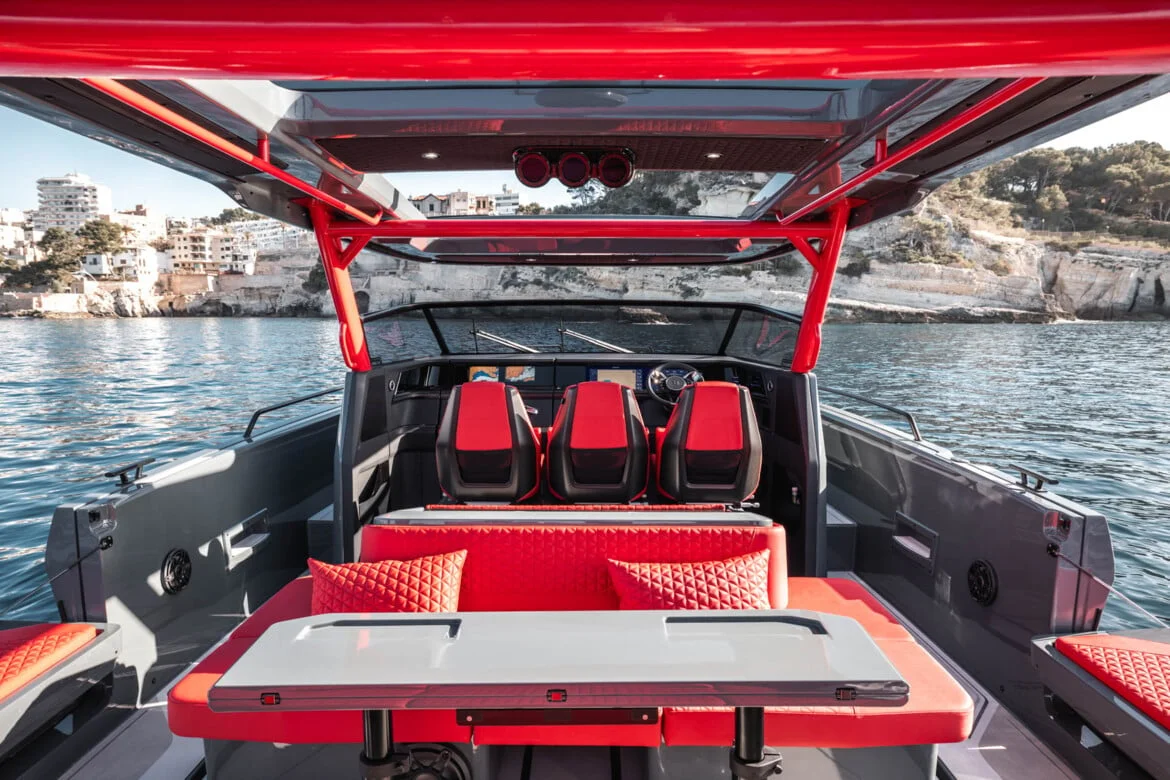 Brabus Marine Shadow 1200 Sun-Top Phantom — photo 10