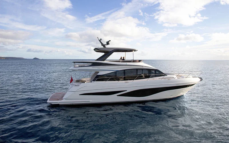 Princess Yachts F65 — photo 2