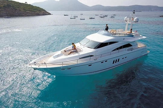Fairline Squadron 68 — photo 3
