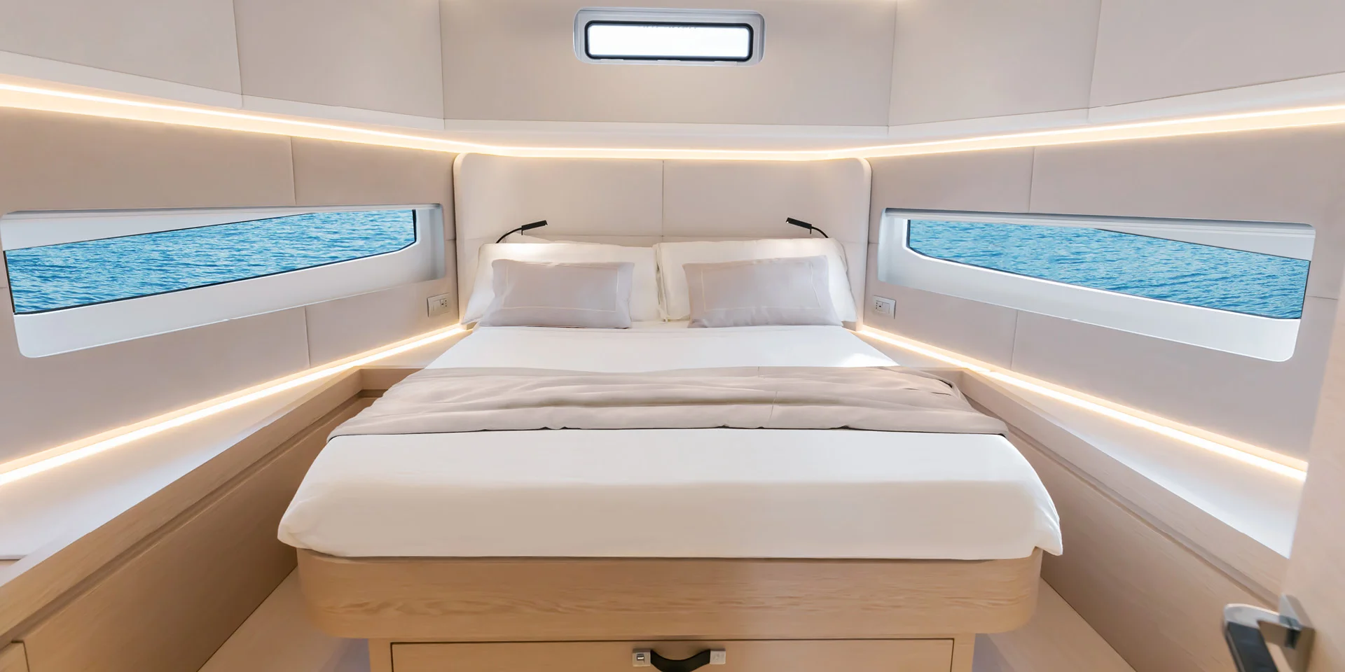 Solaris Power Yachts 52 Open — photo 3