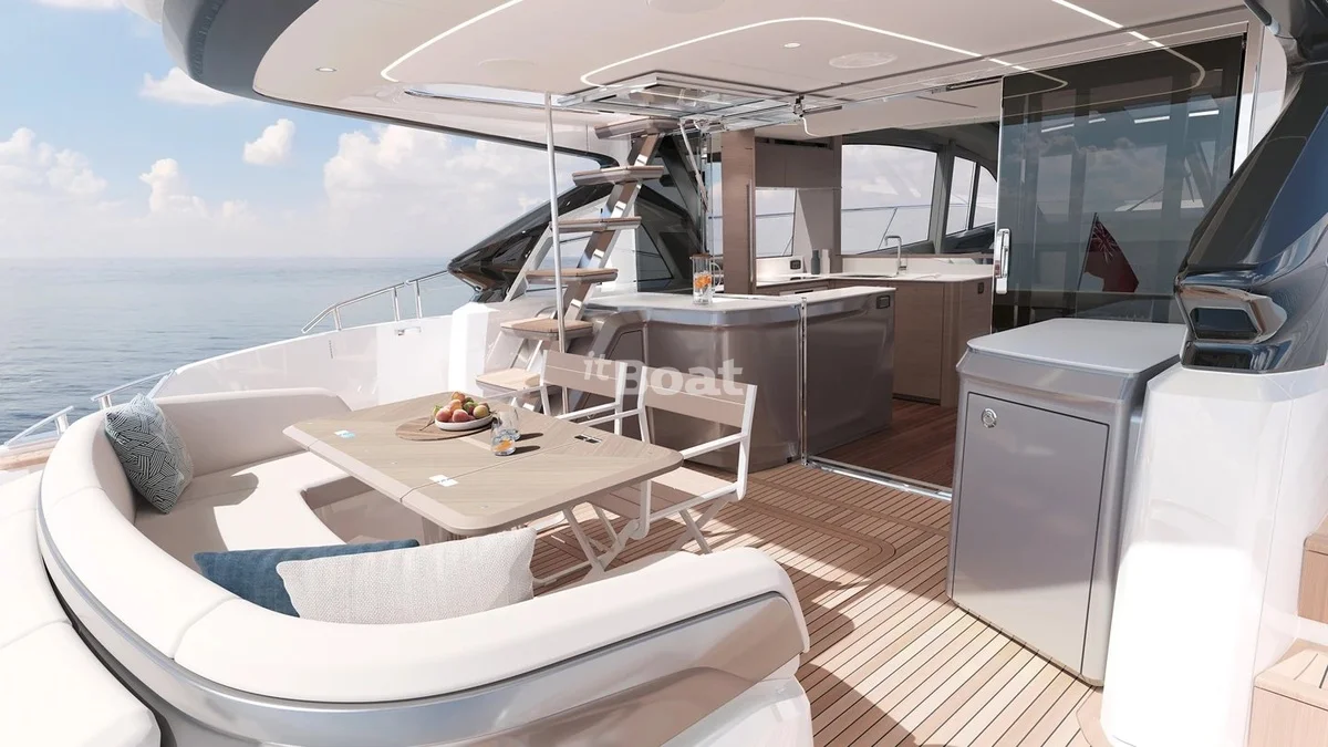 Princess Yachts S65 — photo 5